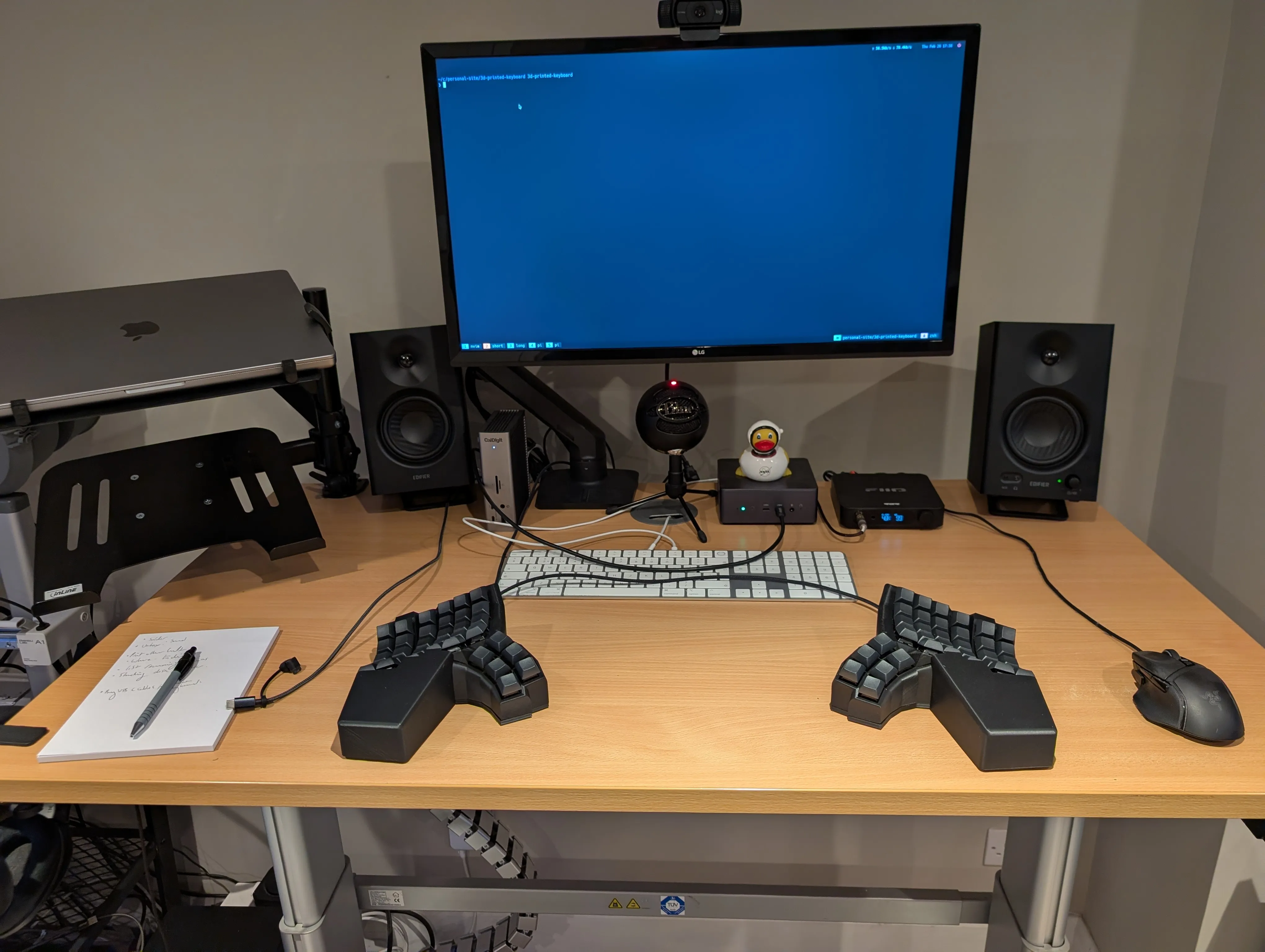Finished desk setup